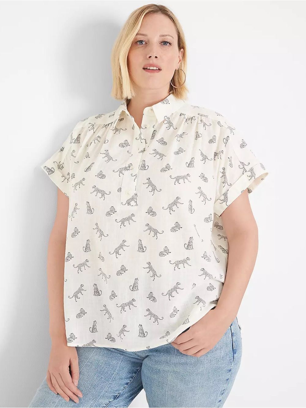 Lane Bryant Short-Sleeve Collared Popover Blouse Size 22 Cream Leopard Print